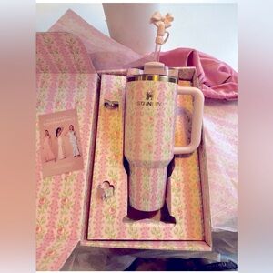 Stanley x Love Shack Fancy Quencher Tumbler 40 OZ Heritage Blooms